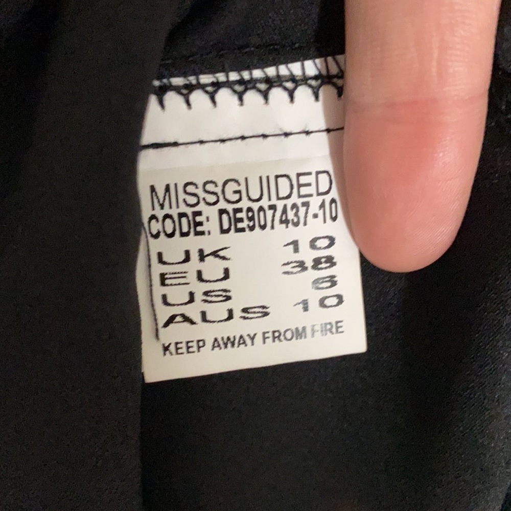 Missguided Sleeveless Sexy Little Black Dress Size 6 NWT - Picture 7 of 11